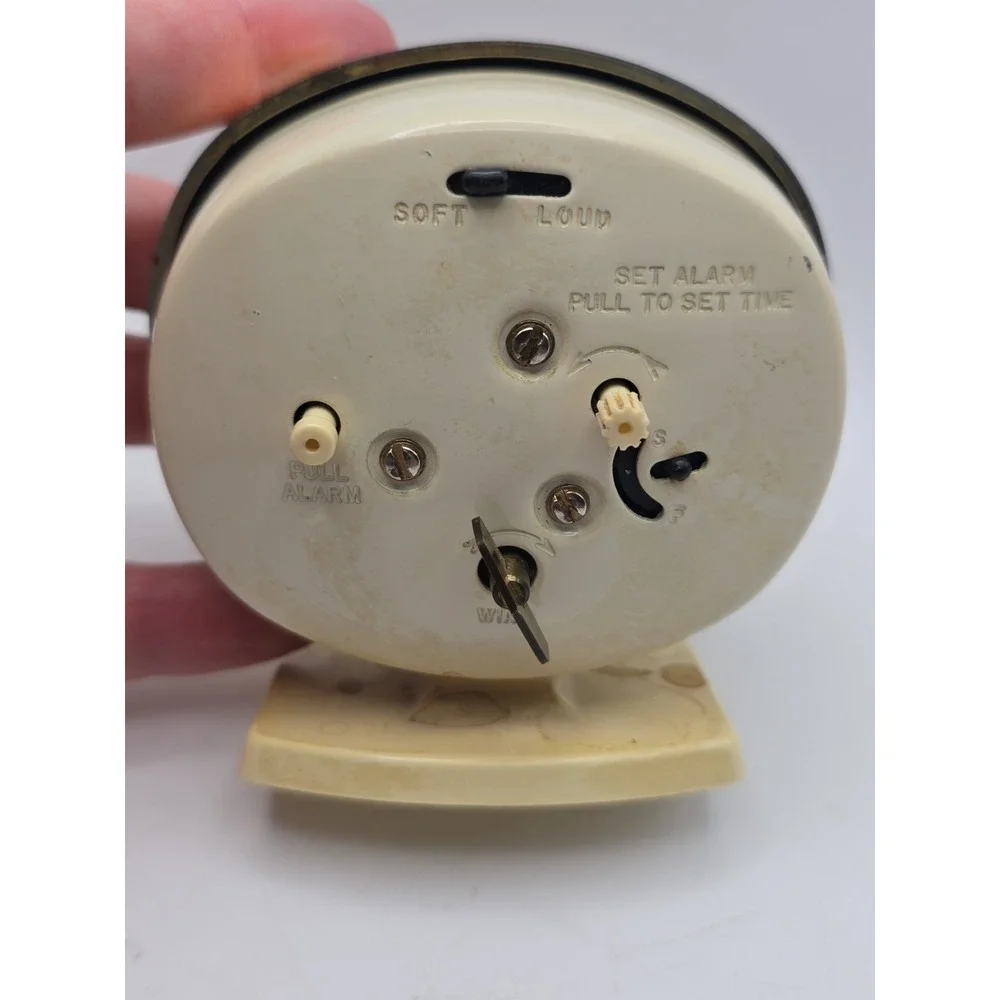 Westclox Vintage Big Ben Alarm Clock Wind Up 1970's Cream & Gold